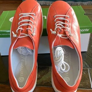 Remonte Sneakers size 41 (10) in Rot Red